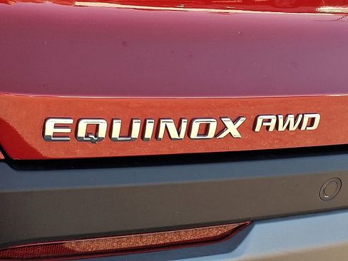 Used 2026 Chevrolet Equinox LT image 31