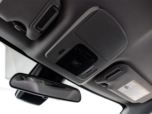 Used 2021 Toyota Camry SE image 24