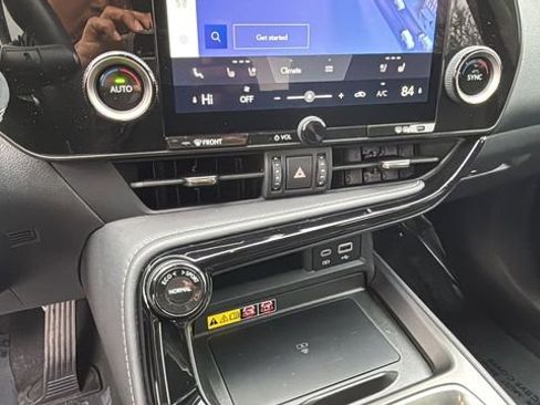 Used 2024 Lexus NX 250 FWD w/ Premium Package image 31