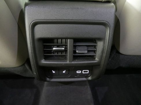 Used 2020 Cadillac XT4 Luxury image 18