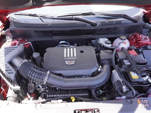 New 2025 Cadillac XT6 Luxury image 7