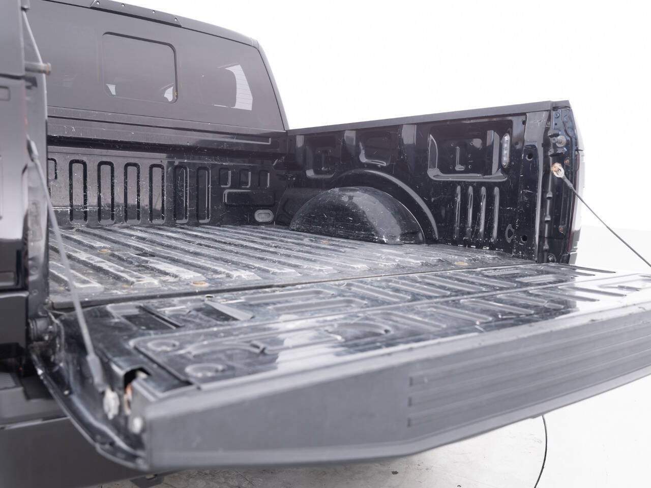 Used 2019 Ford F150 XLT w/ Equipment Group 302A Luxury AWD/4WD image 42