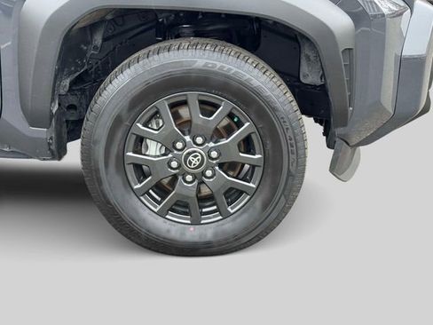 Used 2025 Toyota 4Runner SR5 image 7