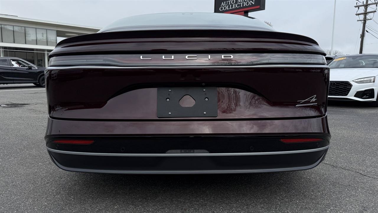 Used 2024 Lucid Air Touring AWD/4WD image 22