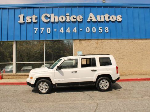 Used 2014 Jeep Patriot Sport FWD image 6