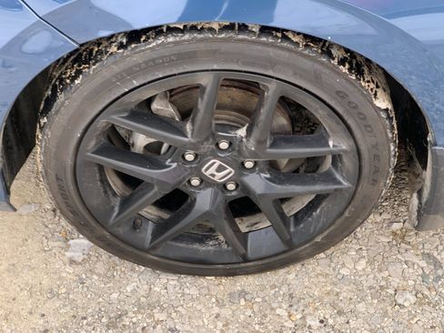 Used 2025 Honda Civic Sport image 7