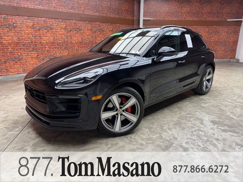 Used 2024 Porsche Macan S AWD/4WD image 1