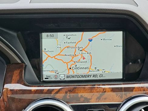 Used 2015 Mercedes-Benz GLK 350 4MATIC image 38