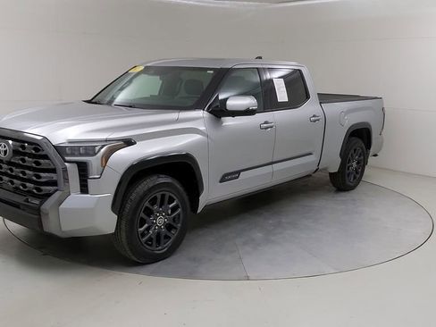 Used 2022 Toyota Tundra Platinum w/ Advanced Package AWD/4WD image 21