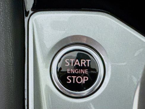 Used 2024 Nissan Altima 2.5 SR w/ SR Premium Package image 21