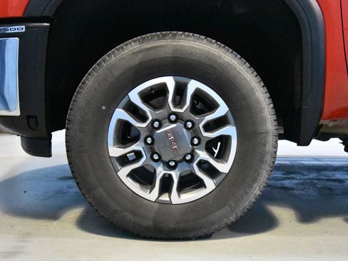 Used 2024 GMC Sierra 2500 SLT w/ SLT Premium Package AWD/4WD image 25