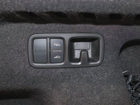 Used 2022 Audi RS Q8 AWD/4WD image 50