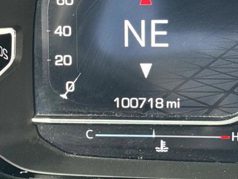 Used 2022 GMC Yukon XL Denali w/ Denali Ultimate Package image 34