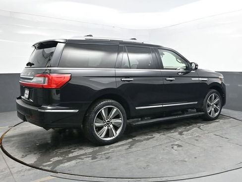 Used 2019 Lincoln Navigator Reserve AWD/4WD image 7