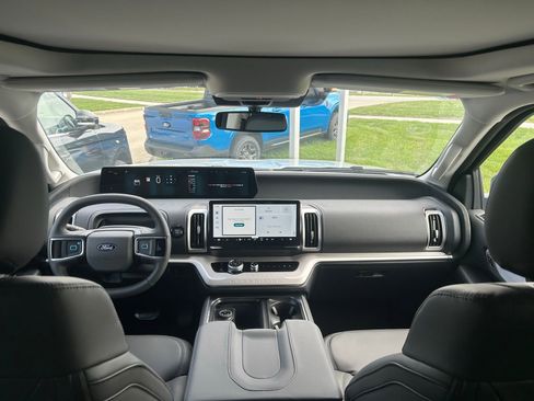 New 2026 Ford Expedition Max Active AWD/4WD image 12