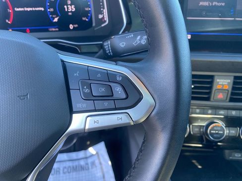 Used 2024 Volkswagen Jetta SEL image 17