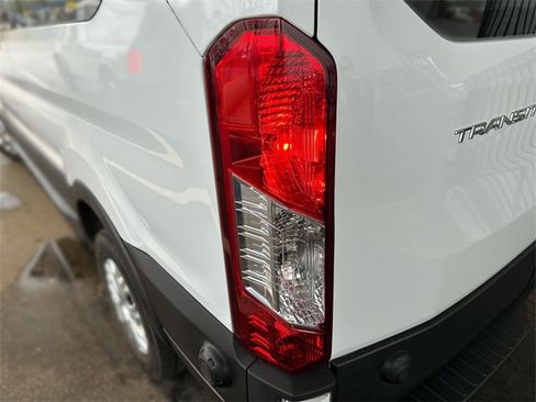 Certified 2020 Ford Transit 350 XLT image 25