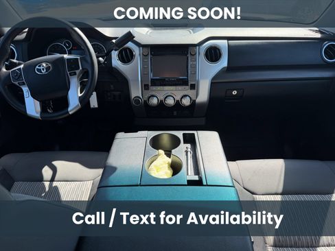 Used 2016 Toyota Tundra SR5 AWD/4WD image 10