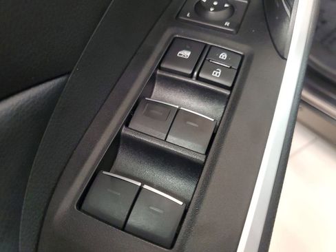 Used 2023 Toyota RAV4 XLE image 18