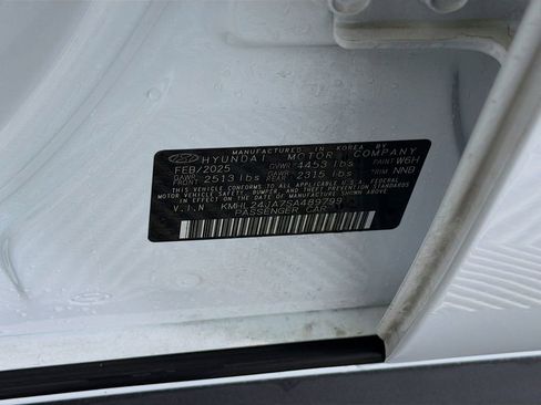 Used 2025 Hyundai Sonata SE image 31