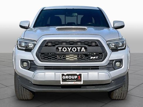 Used 2021 Toyota Tacoma TRD Sport RWD image 4