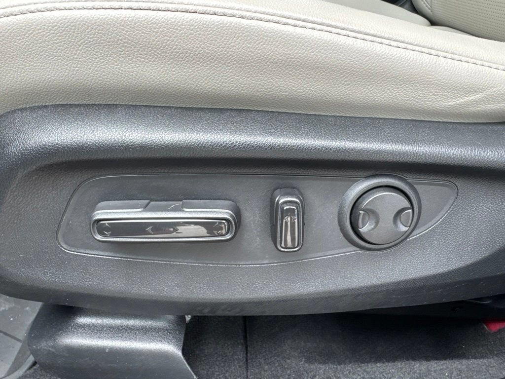 Used 2024 Honda CR-V EX-L image 10