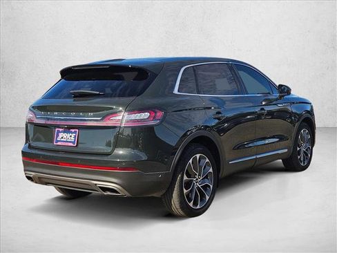 Used 2022 Lincoln Nautilus Reserve w/ Equipment Group 201A image 5