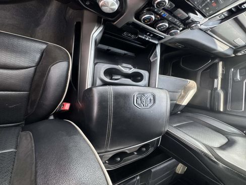 Used 2024 RAM 1500 Laramie RWD image 24