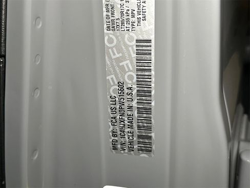 Used 2023 Jeep Wrangler Unlimited Rubicon w/ Steel Bumper Group image 30