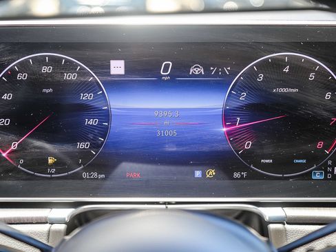 Certified 2023 Mercedes-Benz S 500 4MATIC image 21