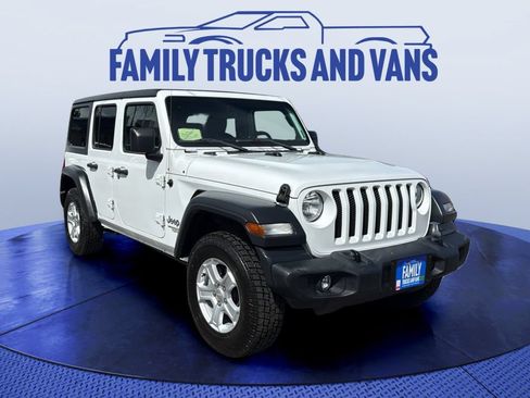 Used 2019 Jeep Wrangler Unlimited Sport S AWD/4WD image 7