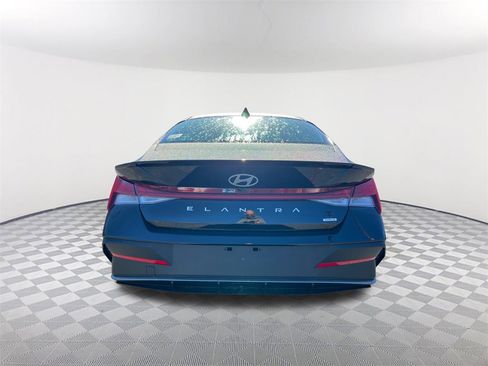 New 2026 Hyundai Elantra Sport image 6