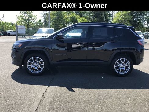 Used 2022 Jeep Compass Latitude AWD/4WD image 2