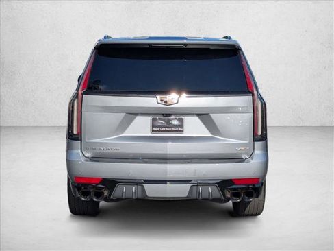 Used 2023 Cadillac Escalade V w/ Heavy-Duty Trailer Package image 7