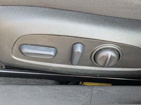 Used 2025 Chevrolet Malibu LT FWD image 21