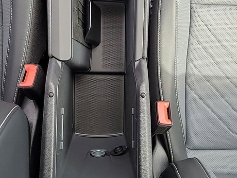 New 2026 Volkswagen Tiguan SE AWD/4WD image 41