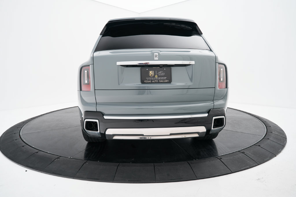 Used 2025 Rolls-Royce Cullinan AWD/4WD image 14