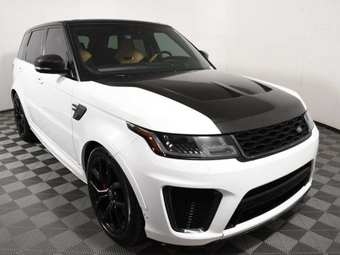 Used 2022 Land Rover Range Rover Sport SVR Carbon Edition AWD/4WD image 9