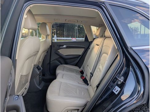 Used 2015 Audi Q5 2.0T Premium Plus w/ Technology Package image 17