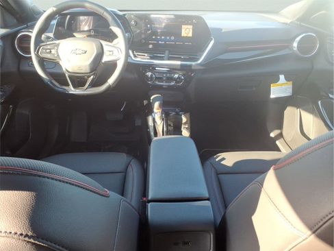 New 2026 Chevrolet Trax RS image 12