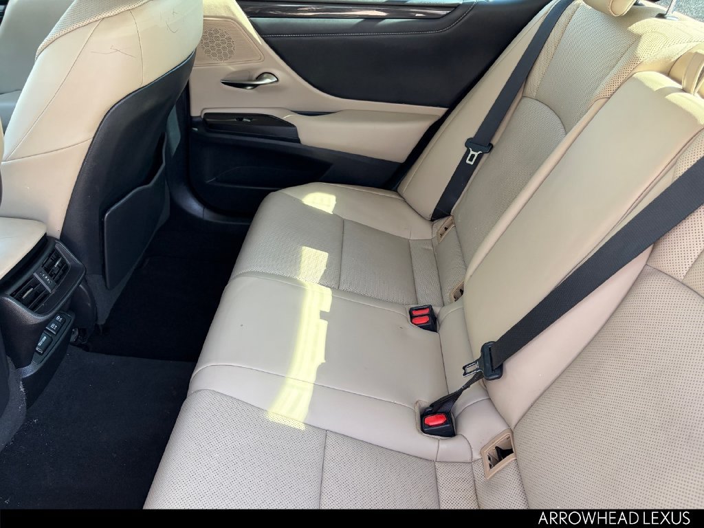 Used 2021 Lexus ES 350 w/ Accessory Package FWD image 13