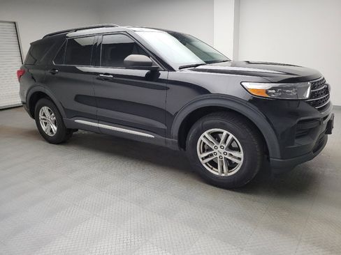 Used 2020 Ford Explorer XLT w/ Comfort Package AWD/4WD image 11