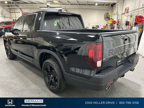 Used 2025 Honda Ridgeline Black Edition image 6