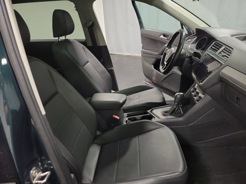 Used 2019 Volkswagen Tiguan SE FWD image 20