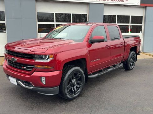Used 2018 Chevrolet Silverado 1500 LT w/ All Star Edition image 2