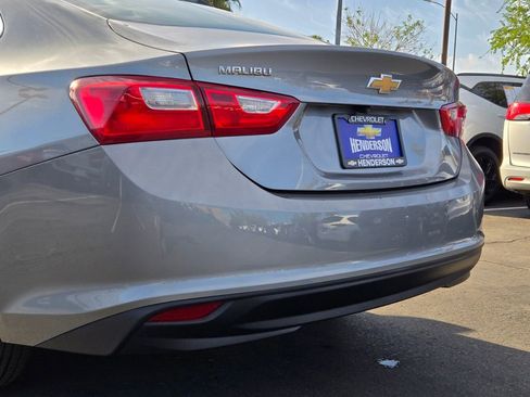Used 2024 Chevrolet Malibu LS FWD image 5