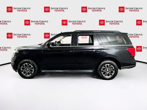 Used 2024 Ford Expedition XLT image 8