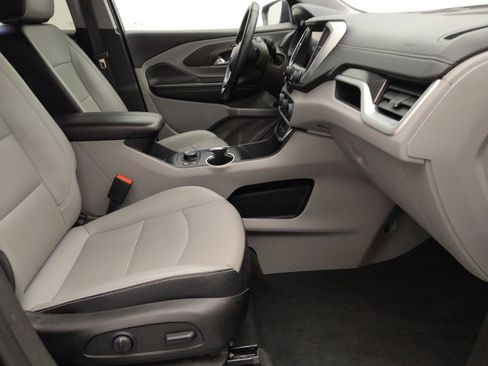 Used 2024 GMC Terrain SLT image 21