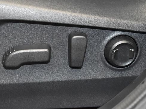 Used 2025 Subaru Outback Onyx Edition AWD/4WD image 16