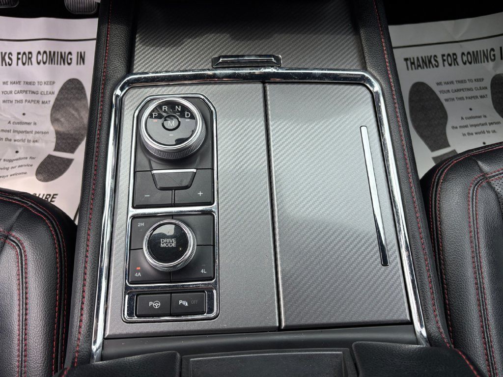 Used 2021 Ford Expedition Limited AWD/4WD image 31